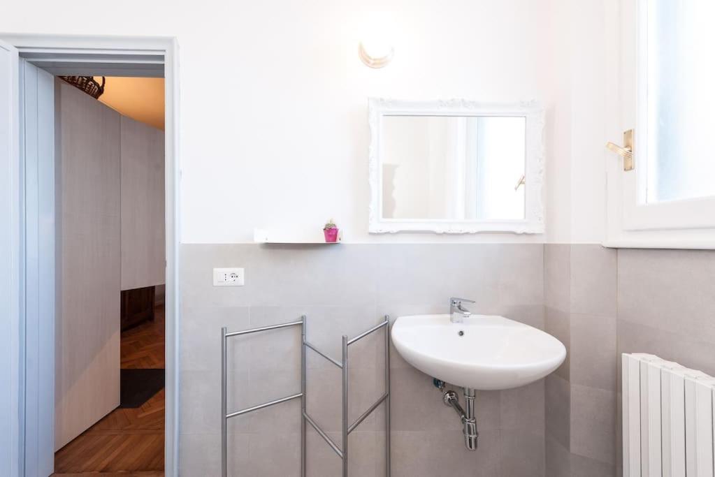 Loft Olmo Centrale, A/C Wifi Firenze Kültér fotó